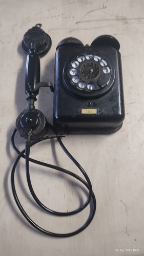Alte wandapparat telefon - ,