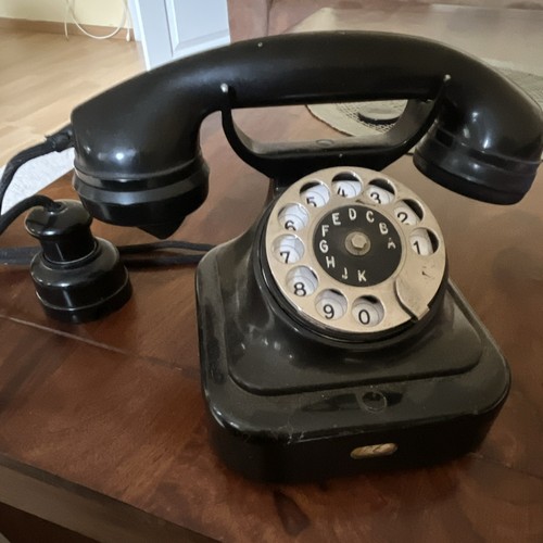 Altes bauhaus tischtelefon - bauhaus, w