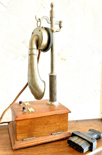 Altes mobiltelefon mit - altes,