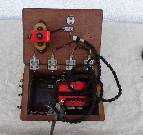 Altes holz wandtelefon - holz,