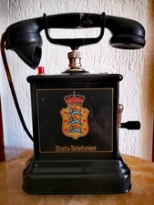 Antikes Telefon mit Kurbel