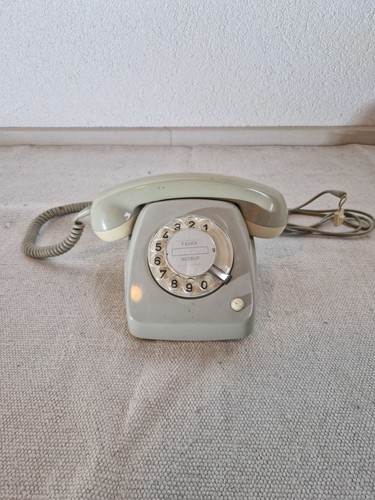 Vintage wählscheibentelefon - vintage,