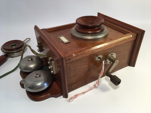 Historisches holztelefon w - historisches,
